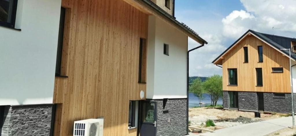 Černá v Pošumaví Apartman Lipenka מראה חיצוני תמונה